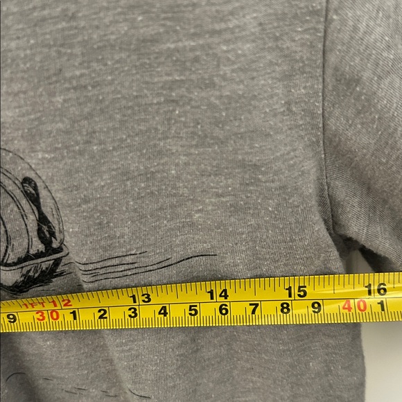 Grey Longsleeve w/ Graphic Design - Picture 6 of 7